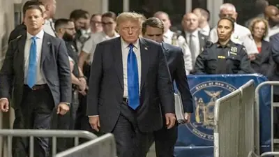 المحكمة تقر التهم على دونالد ترامب