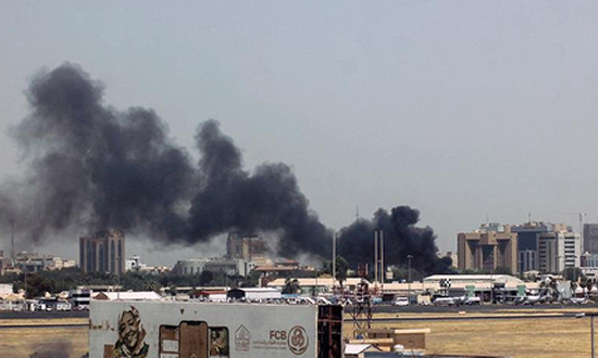 مائة قتيل في الخرطوم في اشتباكات بين الجيش وقوات الدعم السريع