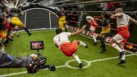 رقم قياسي سجله اللاعب لويس فيجو وماستركارد