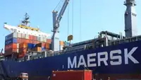 شركة ميرسك تعلن تجنب باب المندب