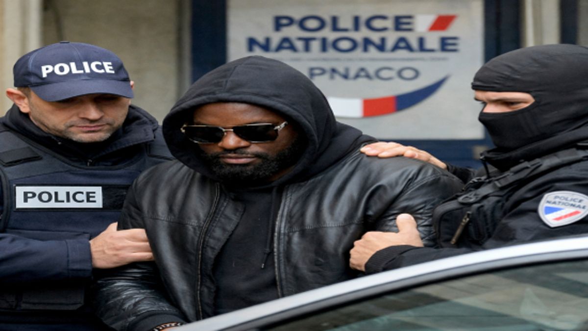 التحقيق مع الفنان جيمس على خلفية مشروع عقاري مشبوه في المغرب