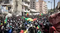 هل يقبع عثمان سونكو تحت الاقامة الجبرية ؟