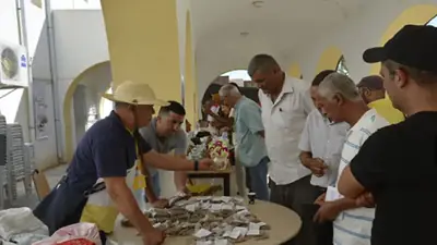 مخيم حول تغير المناخ يجمع 400 ناشط من 65 دولة