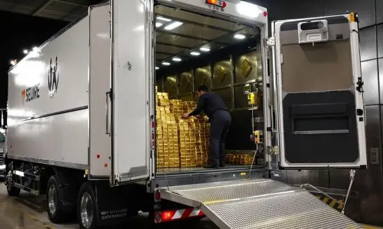 فرنسا تستعيد ذهبها من أمريكا وتُعزز سيادتها المالية