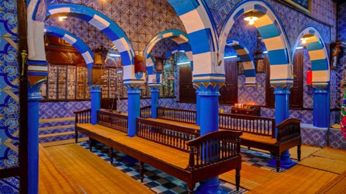 معبد الغريبة، رمز التعايش الديني يحتضن زواره من جديد