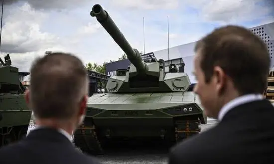 إسرائيل تمنع شراء الأسلحة من فرنسا