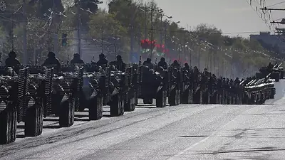 قوات عسكرية بيلاروسية تتحرك نحو أوكرانيا